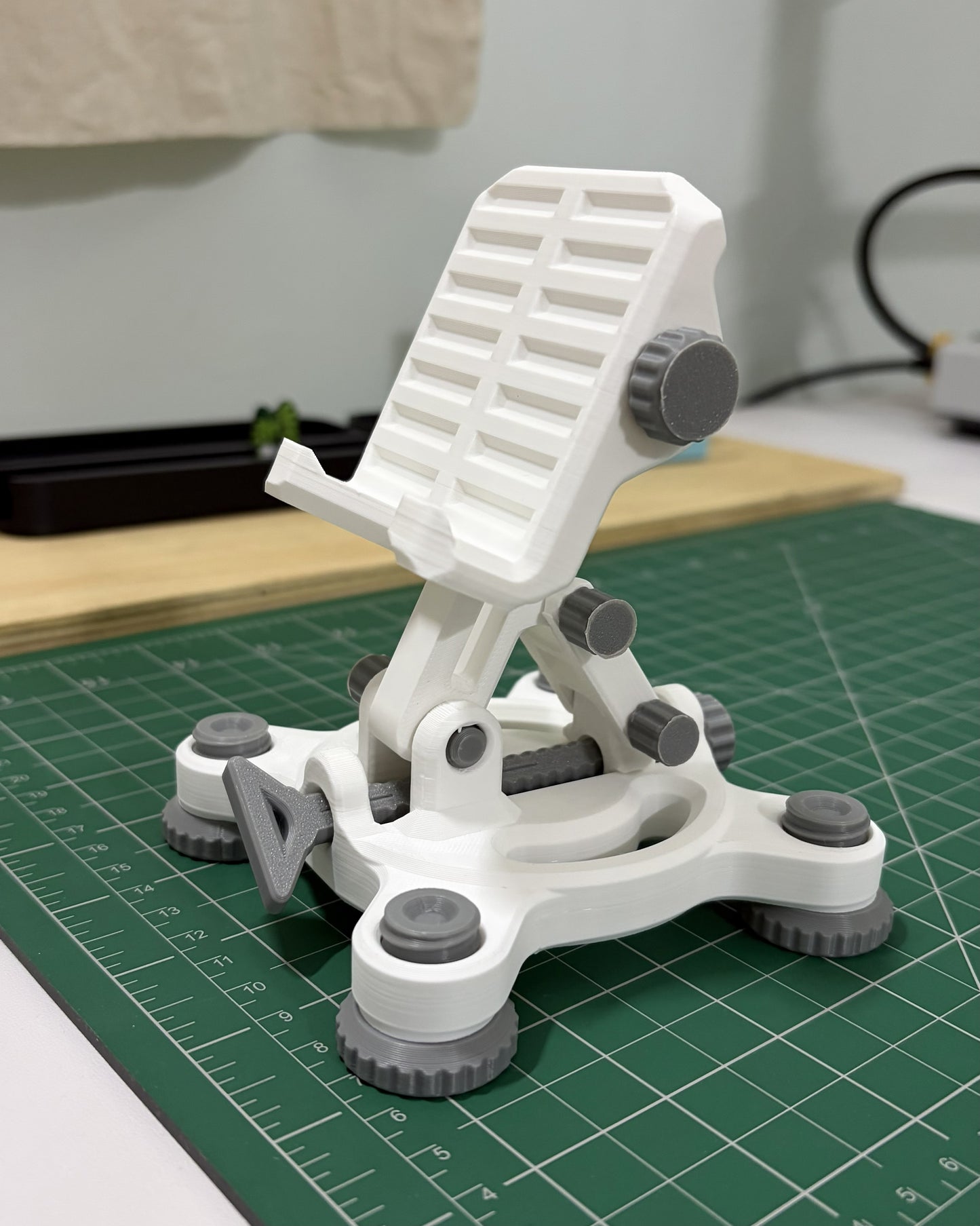 Sora M1 - White & Grey